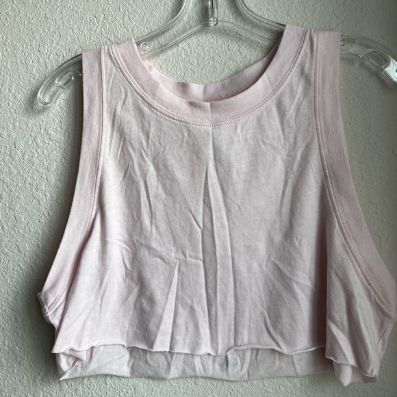 Alo Yoga Inspire Crop Tank - Picture 3 of 5